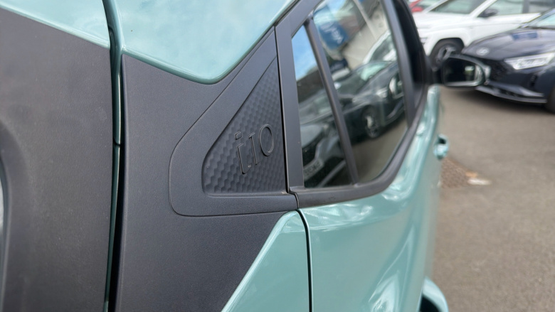 Hyundai i10 1.0 MPi SE Connect 5dr Petrol Hatchback